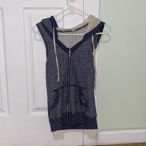 Used blue vest size small